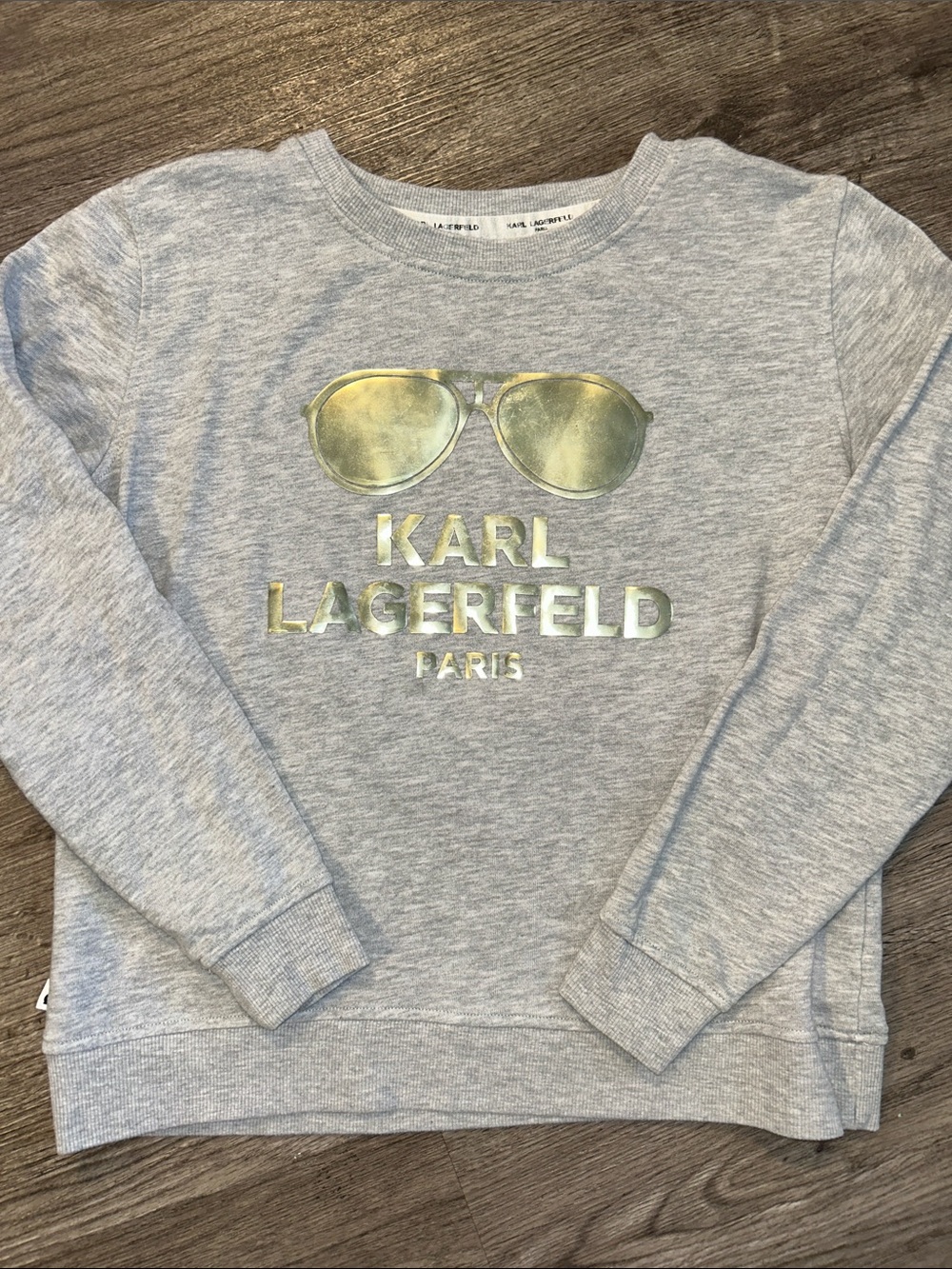 Karl Lagerfeld Paris Gray Sweatshirt Gold Foil Logo Sunglasses Graphic Small - Picture 2 of 11